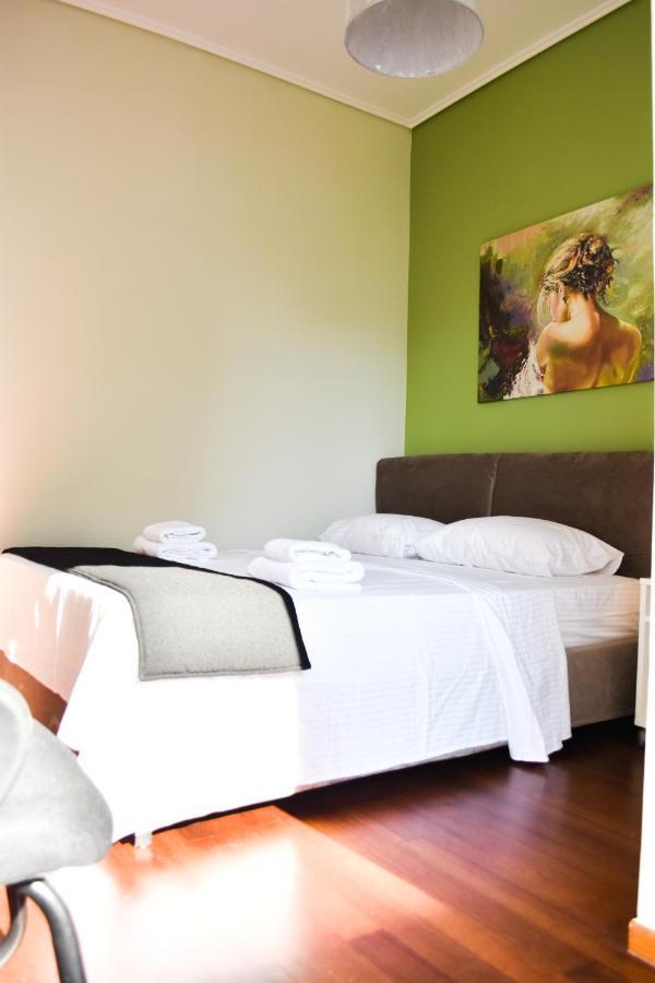 Βright Walled Designed Apt In Glyfada Center Atina Dış mekan fotoğraf