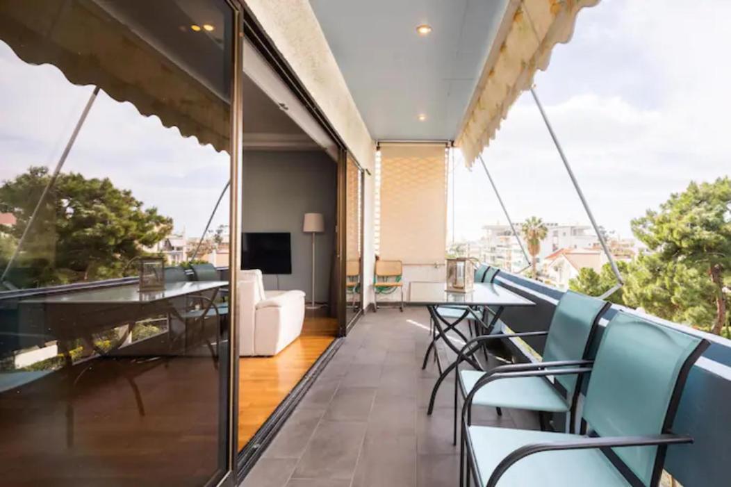 Βright Walled Designed Apt In Glyfada Center Atina Dış mekan fotoğraf